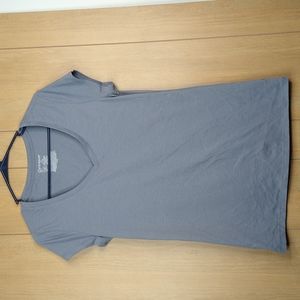 No Boundaries Grey V-Neck Tee- Shirt Size: L/G (11-13)